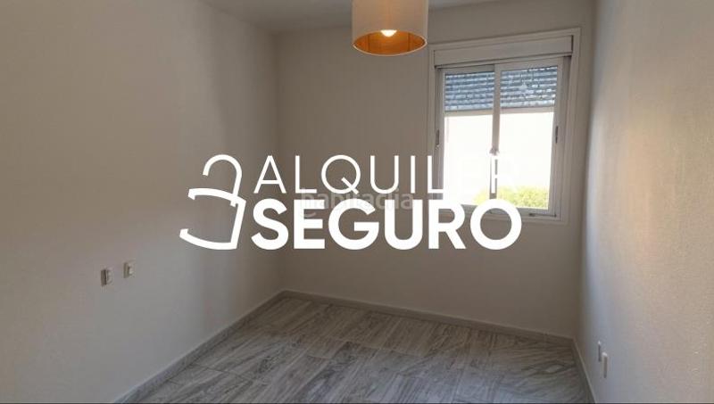 Foto 3b4176a6-d4fc-4a34-bb2e-5f3a680e0c21. Alquiler piso  c pureza en Santa Eufemia Tomares