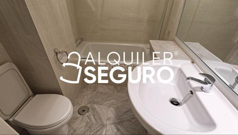 Foto 8edd3906-3a0d-48d5-8320-3a96ac538e78. Alquiler piso  c pureza en Santa Eufemia Tomares
