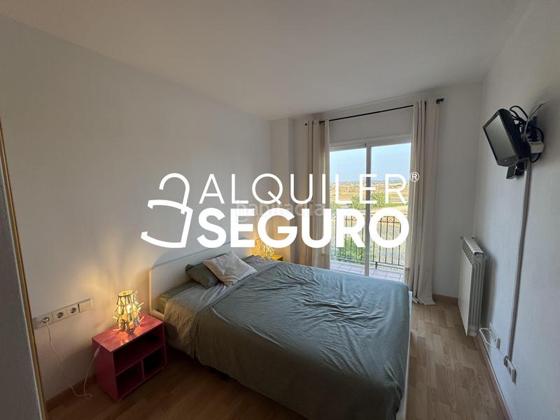 Foto 0bbaa645-eec4-47bd-97b2-f5594f163800. Alquiler piso  c de la victòria en Campos