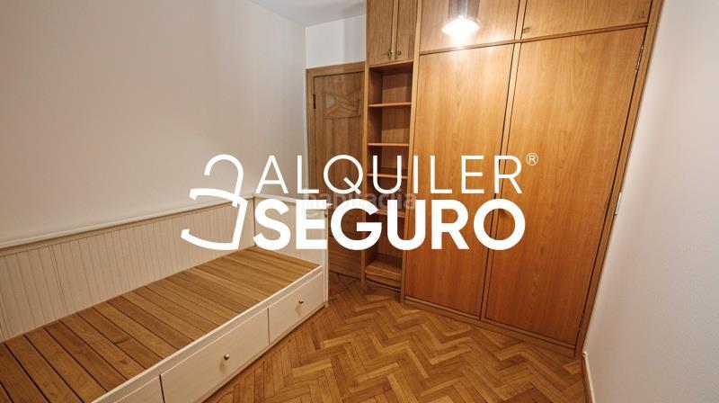 Foto b6da7429-dc0c-440e-8d3e-5844579fa496. Alquiler piso  c estoril en Villafontana - Estoril I Móstoles