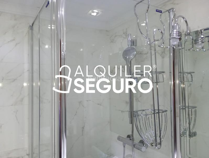 Foto a02cd865-8ffc-41d6-830e-895ca05aedbb. Alquiler piso  c paganini en El Tejar - Hacienda Bizcochero Málaga