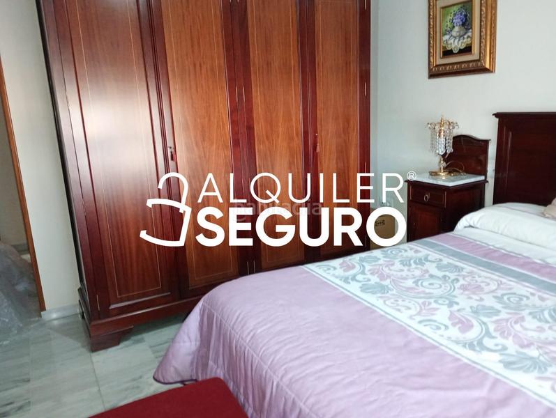Foto cb818d4f-6b6f-4523-a4b6-83b131bbeecf. Alquiler piso  c paganini en El Tejar - Hacienda Bizcochero Málaga