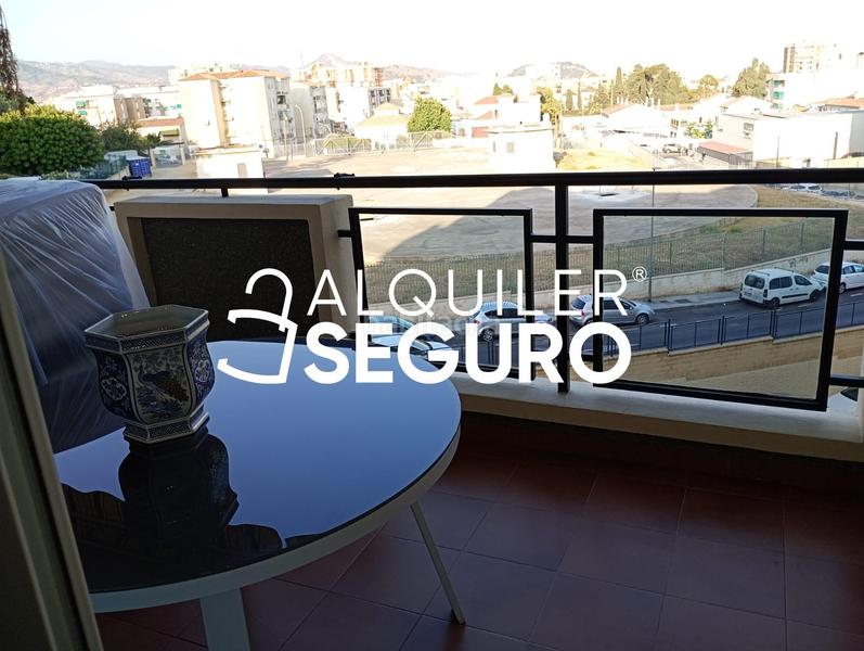 Foto fc70af29-f84a-4bbb-aaac-2cd22c7f3400. Alquiler piso  c paganini en El Tejar - Hacienda Bizcochero Málaga
