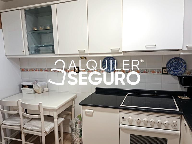 Foto 9796929e-3b25-486a-971c-20af4293c6a0. Rent penthouse with parking pool in El Bajondillo Torremolinos