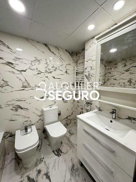 Foto 10c164bd-b614-42ed-b3ce-683e31b46d0f. Alquiler piso  c moscú en Rejas Madrid