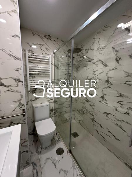 Foto 77f7c143-8a60-4773-9ce6-f7257e68768b. Alquiler piso  c moscú en Rejas Madrid