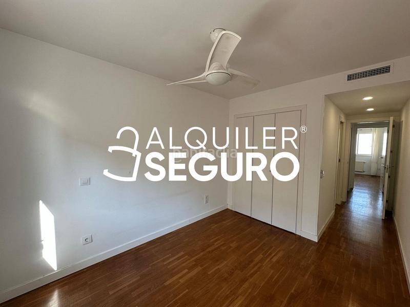 Foto 7d127b65-49bf-438a-adf2-1c0f19f03454. Alquiler piso  c moscú en Rejas Madrid