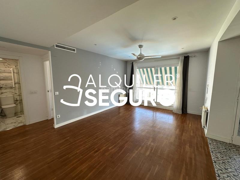 Foto a78b88df-dbc9-4a7c-9edb-efd2f3172cfd. Rent flat with heating pool in Rejas Madrid
