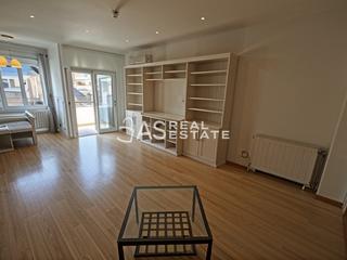 Etagenwohnung  Calle del rosselló. Piso del rosselló barcelona