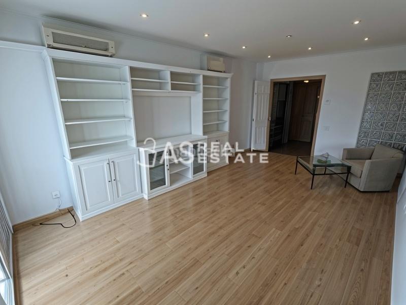 Foto 2eb591dd-2901-487f-9985-c5256eef98f6. Appartement dans El Camp de l´Arpa del Clot Barcelona