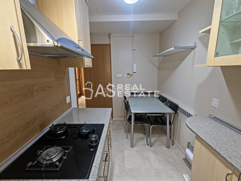 Foto e1d1b42f-12be-4925-ba86-9da429bbe6f4. Appartement dans El Camp de l´Arpa del Clot Barcelona