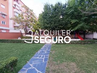 Location Appartement  Reyes catolicos. Piso c reyes catolicos parla