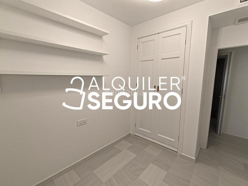 Foto d92deb38-43de-4640-b0dc-6ddb850e1bb3. Affitto appartamento con riscaldamento parcheggio piscina in Tomares