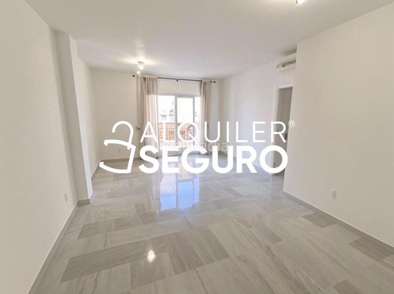 Foto 9c490999-1948-4ab5-a30a-d3b052f2cdb7. Alquiler piso  c triana en Santa Eufemia Tomares