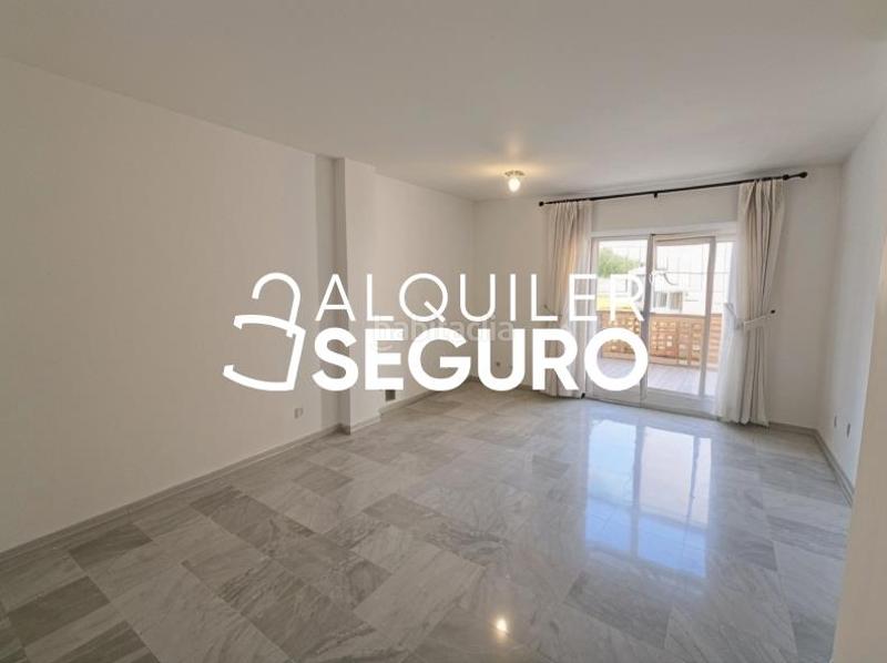 Foto d054b0ae-bd14-457d-81d4-6ed1d9ae17b7. Alquiler piso  c triana en Santa Eufemia Tomares