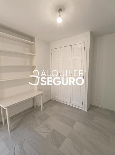Foto e4e8ec7a-c1b6-428d-bad6-6d0f7404037f. Alquiler piso  c triana en Santa Eufemia Tomares