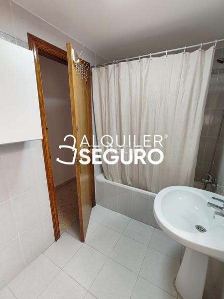 Foto 1408dbfb-de41-4fc7-8ebc-be86a2013e78. Location appartement avec parking dans Campoamor Alicante