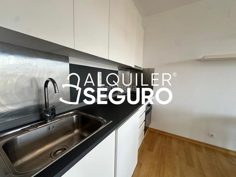 Foto c50b1021-7d9e-4272-8b3f-3797db0e6874. Alquiler estudio  c viana en Sant Pau Valencia