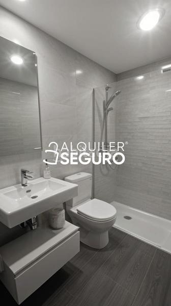 Foto c7e15392-9354-4e58-9504-58d12791766f. Lloguer pis amb calefacció aparcament piscina a Barrio del Ave Zaragoza