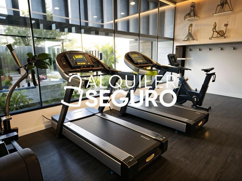 Foto 638dabf8-cba6-4b8e-b0df-aaa3da940174. Location appartement avec chauffage parking piscine dans Zaragoza