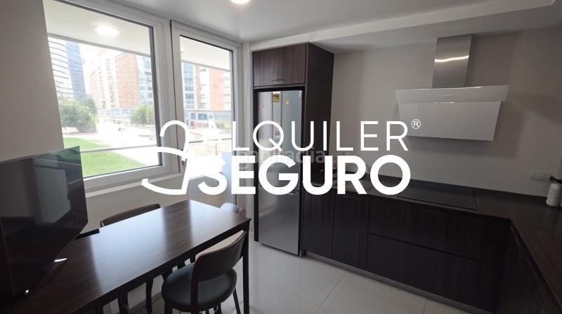 Foto cfb6e157-ceb2-4cac-b98b-c1b30500c62c. Location appartement avec chauffage parking piscine dans Zaragoza