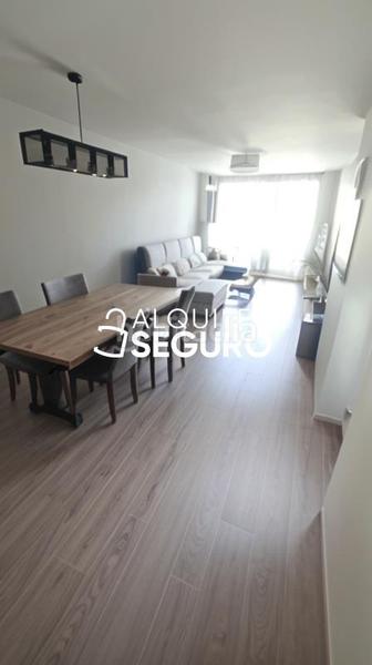 Foto 73ca6ac2-fa96-4033-ab50-369a3b9b8e74. Rent flat with heating parking pool in Barrio del Ave Zaragoza