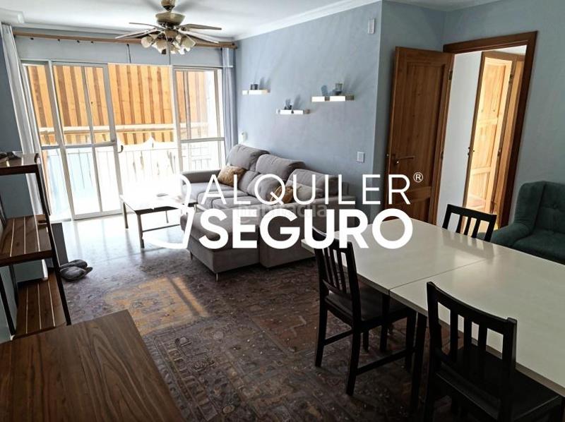 Foto aaf57358-90b1-4712-b3c8-d15a0465db8c. Location appartement avec parking piscine dans Centro Montequinto