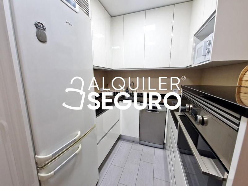 Foto 5c9dd804-cfb9-4758-96eb-fdf3134abe89. Alquiler piso  c rejilla en Centro Móstoles
