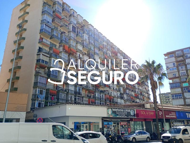 Foto f7576777-5888-4fb8-832d-51df37c47eb9. Alquiler estudio  av. de los manatiales en Torremolinos