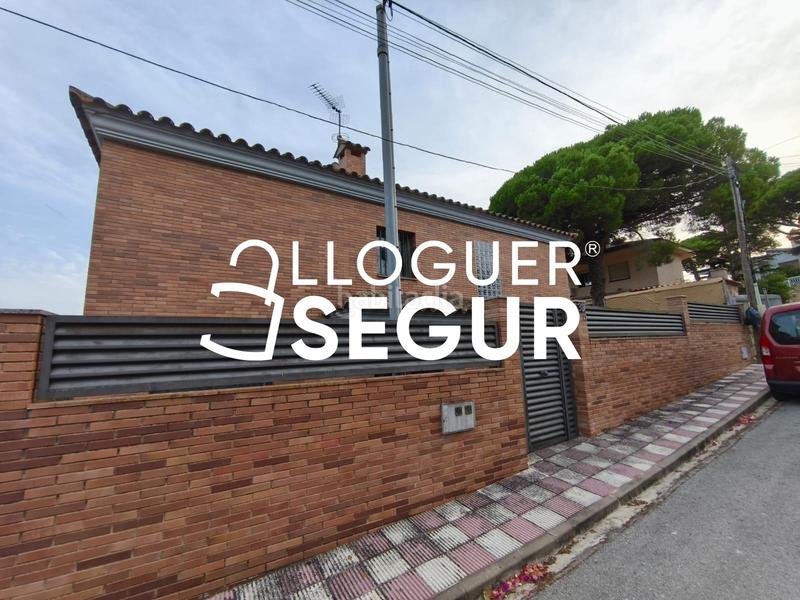 Foto 1c23424f-7487-4e7c-bf8b-b0ee78a0a34a. Alquiler chalet  c aragó en Santa Clotilde Lloret de Mar