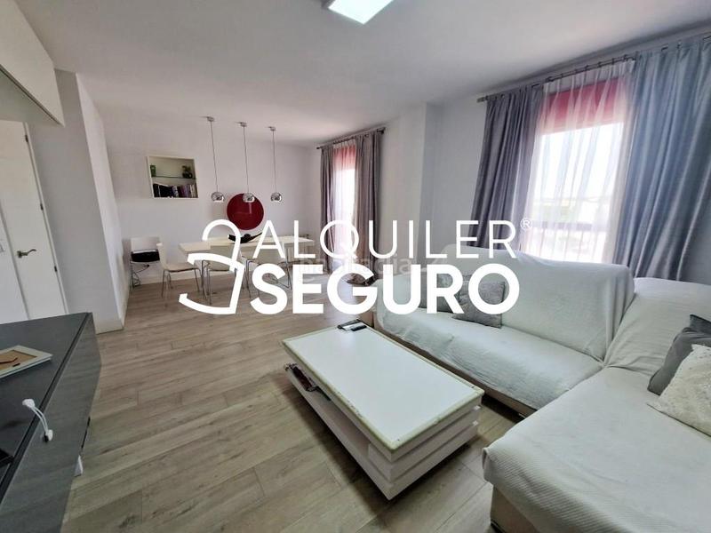 Foto c8a12918-6d2e-4acc-931b-f54e4bce5e54. Alquiler piso  c los robles en Campodón-Ventorro del Cano Alcorcón