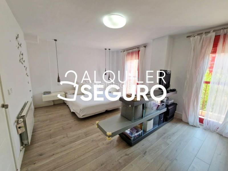 Foto ed65b853-93be-45d7-8464-f0b600a974fa. Rent flat with heating parking in Campodón-Ventorro del Cano Alcorcón