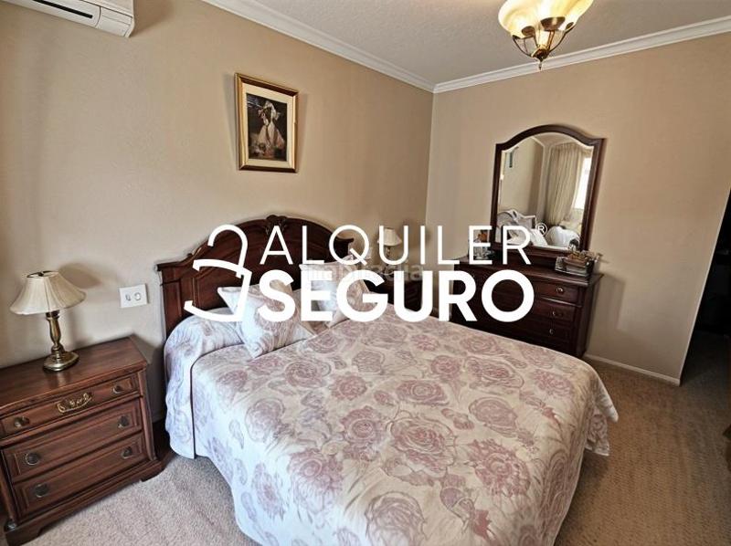 Foto 2cafbe86-0d43-4a5f-ac31-759d8c336b43. Alquiler chalet  c blas infante en Santiponce