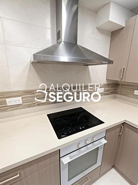 Foto 65a890ba-c935-4b4e-b693-0970c060bdc9. Alquiler chalet  c blas infante en Santiponce