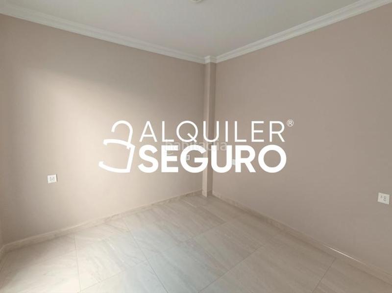 Foto 9a5f7fcd-6f24-4cd3-a056-6b49c0901c57. Alquiler chalet  c blas infante en Santiponce