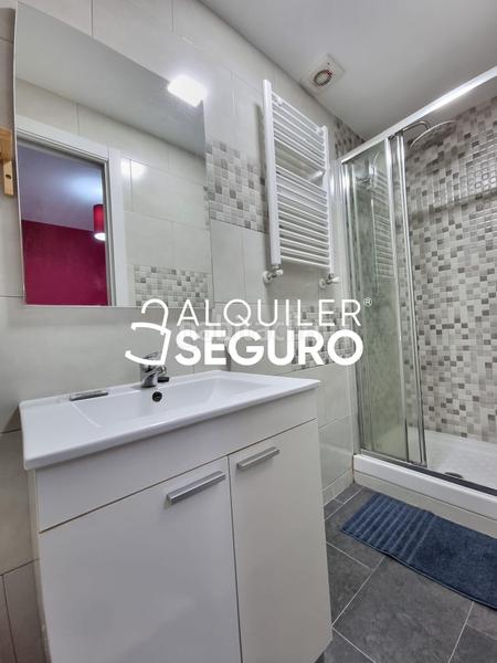 Foto c7d48acb-84cb-4b58-9a62-0f14fd6a50b4. Alquiler piso  c san josé en Centro Valdemoro