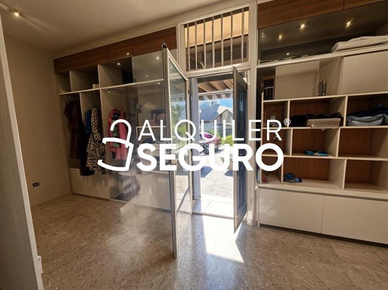 Foto 0273c1c6-1e88-4c75-994c-1689b8c9b7f8. Alquiler local comercial local valencia en Centro Móstoles