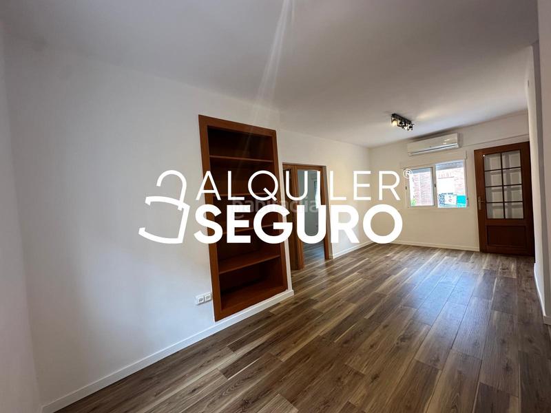 Foto c0ccb4b7-7250-4788-afa1-d38a09c19eb8. Alquiler piso  c pintor lluch en Bonrepòs i Mirambell