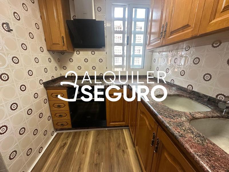 Foto cc4b1fc2-9d1c-4c51-a420-933bd9450c4c. Alquiler piso  c pintor lluch en Bonrepòs i Mirambell