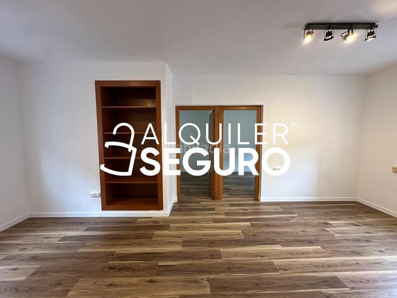 Foto fbf3c523-6ce1-49b7-a091-8374c8c59aa5. Alquiler piso  c pintor lluch en Bonrepòs i Mirambell