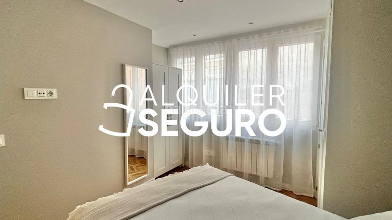 Foto c3d8d542-424d-4304-a1e3-677a7d75b3ca. Alquiler ático  c lorenzo san nicolás en Pueblo Nuevo Madrid