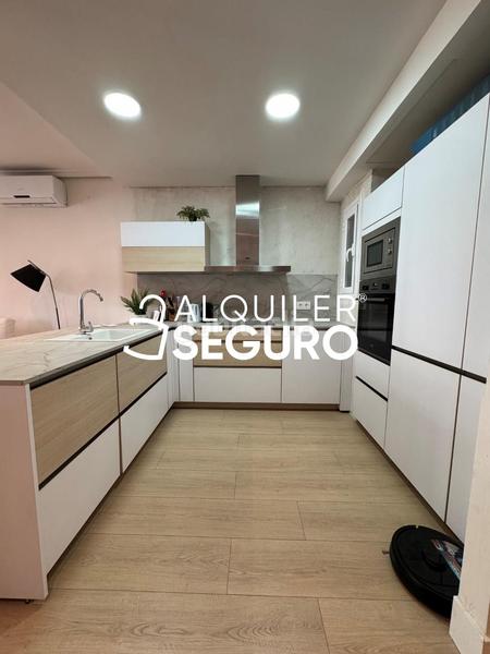 Foto ba83b47e-013a-4d50-a9bc-d130d6124071. Affitto appartamento con riscaldamento in Goya Madrid