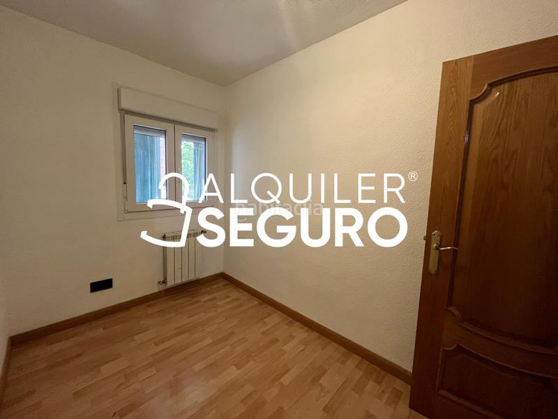 Foto 79c95553-8af0-4d39-ad49-ac6079747dd0. Alquiler piso  c río turia en San Nicasio Leganés