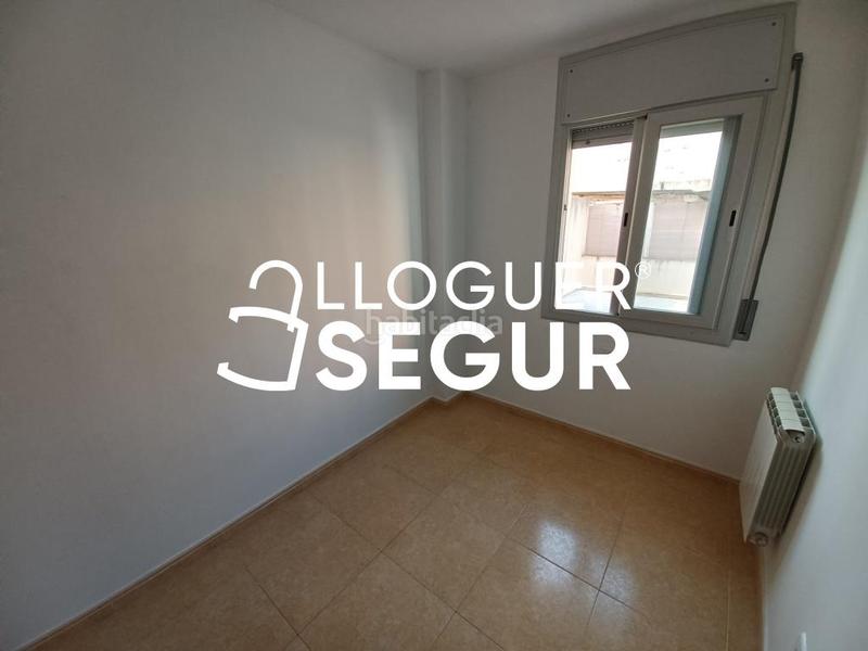 Foto ebfebf7b-24c5-440d-a33e-3ca94ee93ea6. Alquiler piso  c verge de la fuensanta en Cerdanyola Nord Mataró