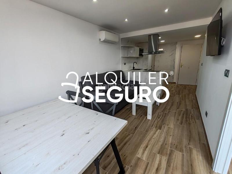 Foto 2221298f-9ea4-4ff8-9cbe-1e1a38faa597. Rent flat with heating parking pool in Sierra Helada Benidorm