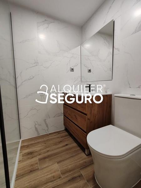 Foto 49ee558c-6f09-4af9-8cf1-9726fb9ec4f7. Rent flat with heating parking pool in Sierra Helada Benidorm