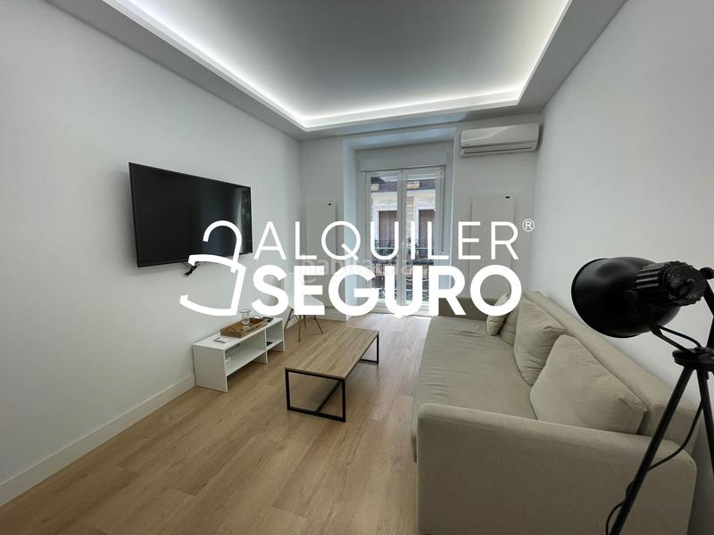 Foto 04b46fd2-bd4b-43ef-aae2-f3e2344c2f11. Rent flat with heating in Universidad-Malasaña Madrid