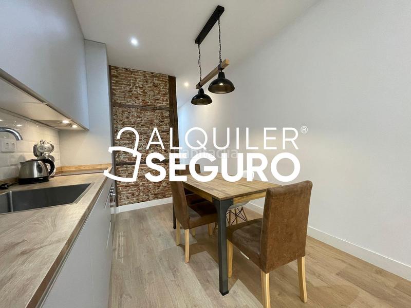 Foto 63258cb8-2331-41b2-a707-8933d1ecbed0. Rent flat with heating in Universidad-Malasaña Madrid