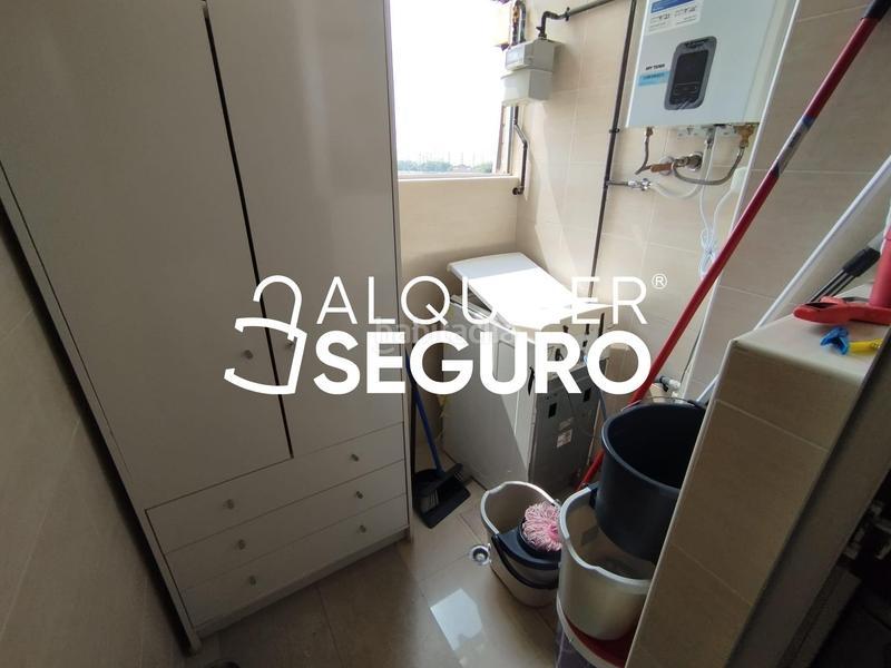 Foto f3b80927-cfd6-4884-ad88-37f6b3482687. Location appartement avec parking piscine dans Campello Pueblo Campello (el)