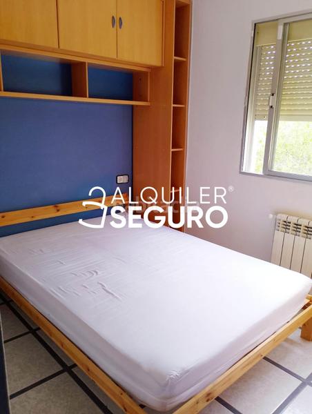 Foto 668fc54e-1f99-4a1b-a5a4-cf4963a1f541. Alquiler piso  pl. argamasilla en PAU 2-600 Puertollano